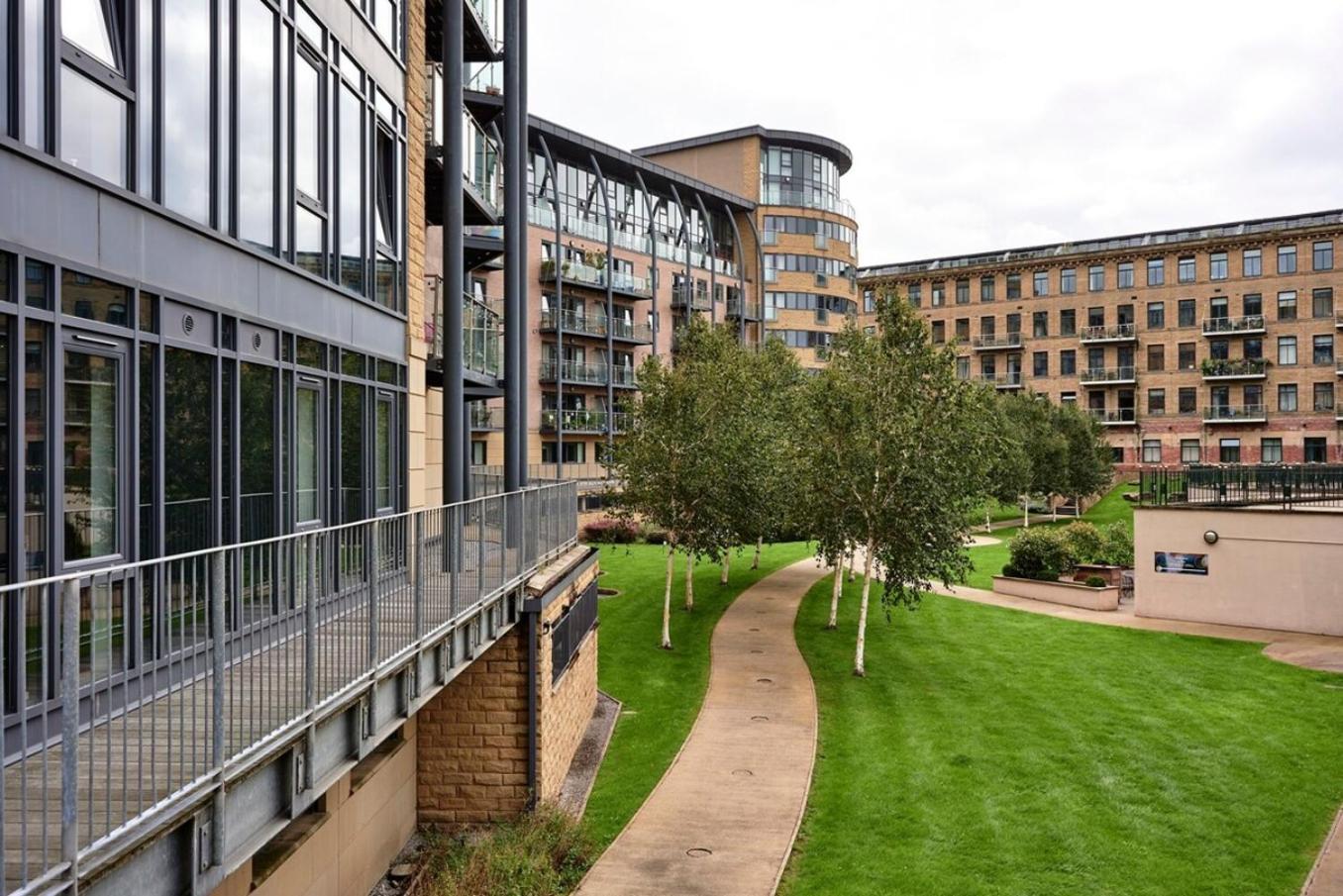 Northern Lights Apartment Saltaire Exterior photo