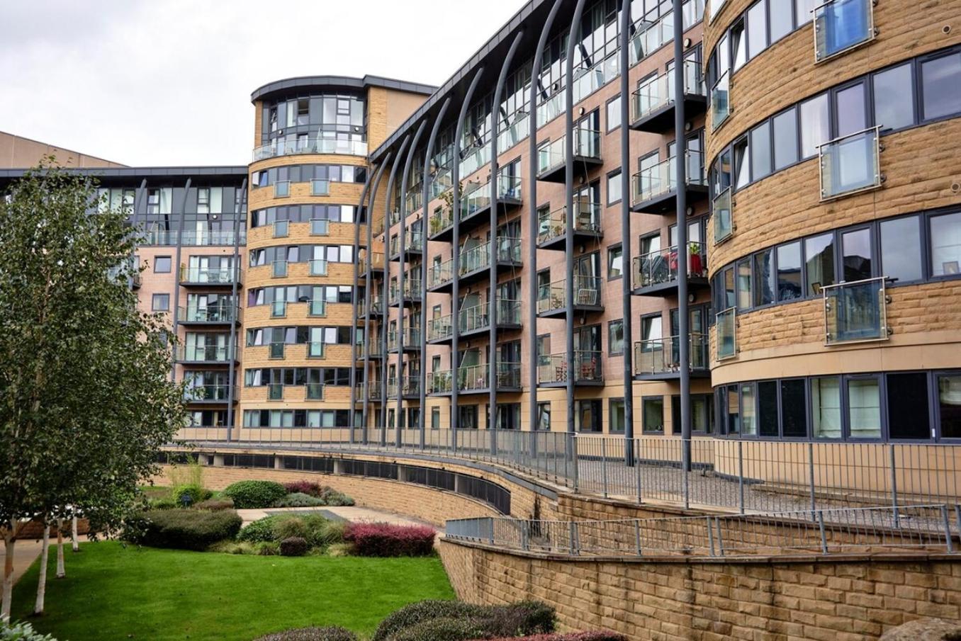 Northern Lights Apartment Saltaire Exterior photo